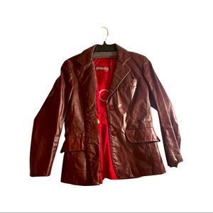 Women’s vintage 70’s Leather Jacket!